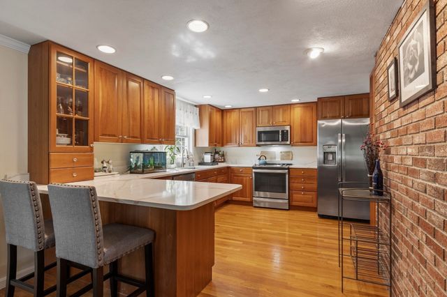 27 Third St, Maynard, MA 01754