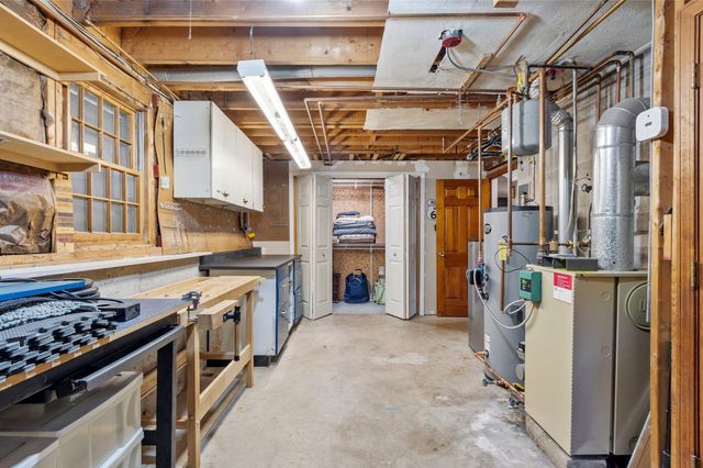 27 Third St, Maynard, MA 01754