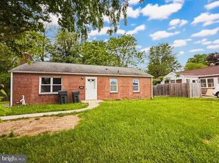706 S COLLEGE AVE, Newark, DE 19713