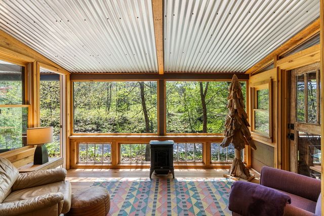 9 Tusquittee Creek Lane, Hayesville, NC 28904