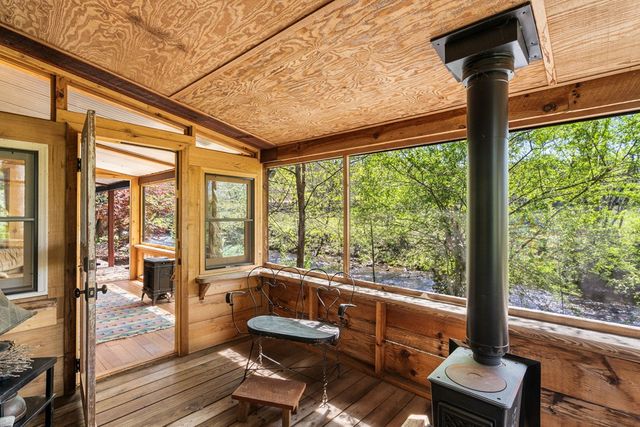 9 Tusquittee Creek Lane, Hayesville, NC 28904