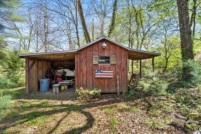 9 Tusquittee Creek Lane, Hayesville, NC 28904