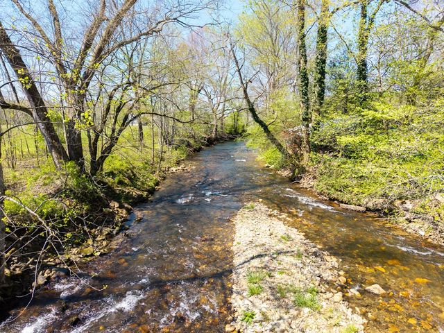 9 Tusquittee Creek Lane, Hayesville, NC 28904