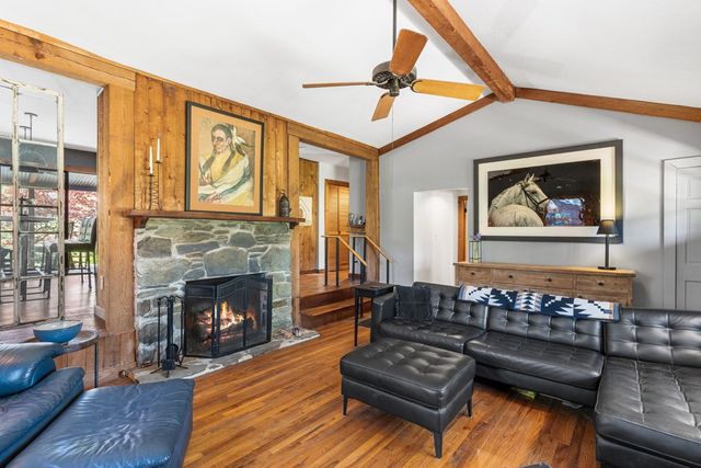 9 Tusquittee Creek Lane, Hayesville, NC 28904