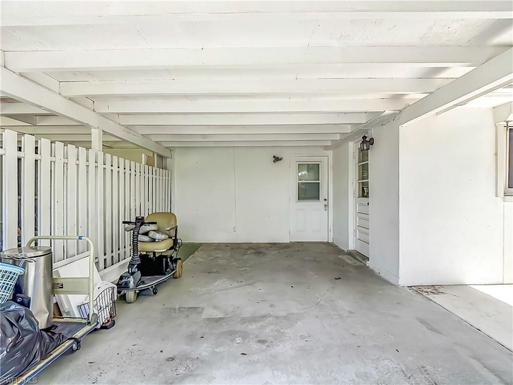 842 Pangola DR, NORTH FORT MYERS, FL 33903 — photo 5