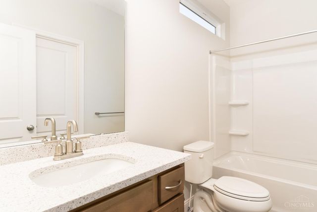 2469 Bartram Lane, Harrison, OH 45030