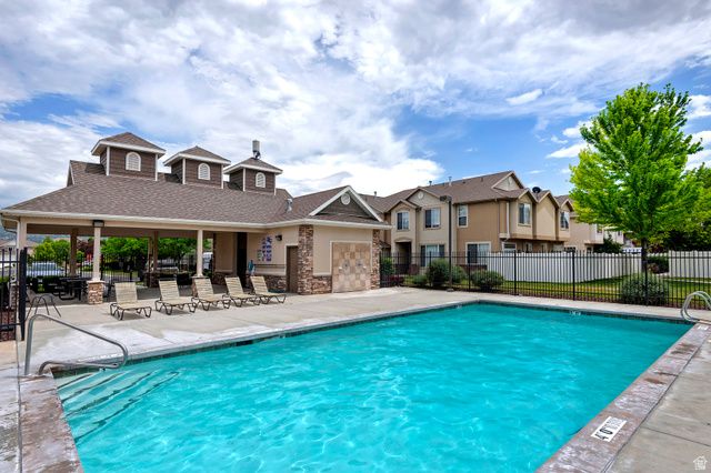 418 N KENT DR, North Salt Lake, UT 84054