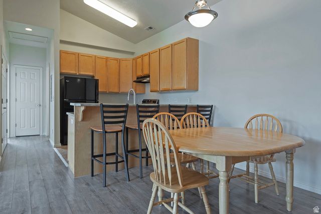 418 N KENT DR, North Salt Lake, UT 84054