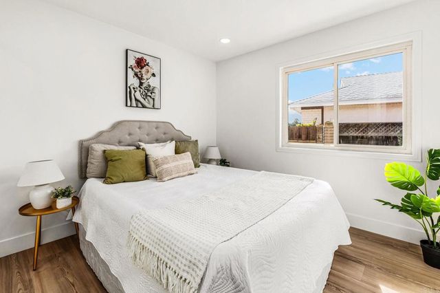 530 Zest Court, San Diego, CA 92139