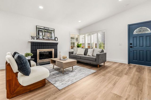 530 Zest Court, San Diego, CA 92139