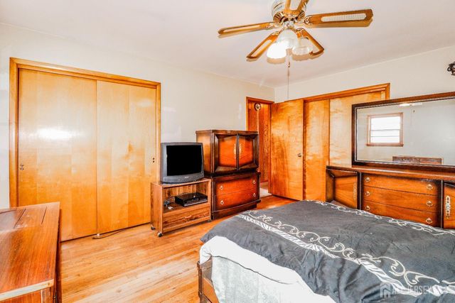 34 E Prescott E Avenue, Colonia, NJ 07067