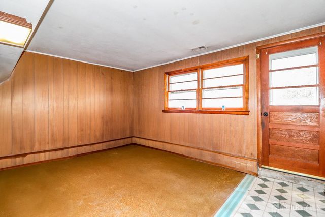 34 E Prescott E Avenue, Colonia, NJ 07067