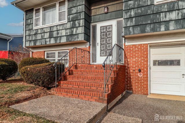 34 E Prescott E Avenue, Colonia, NJ 07067