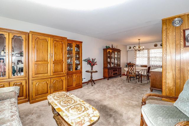 34 E Prescott E Avenue, Colonia, NJ 07067