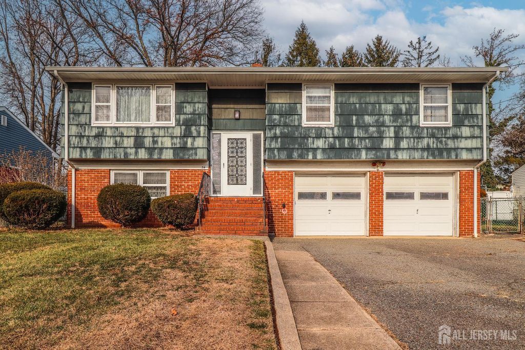 34 E Prescott E Avenue, Colonia, NJ 07067