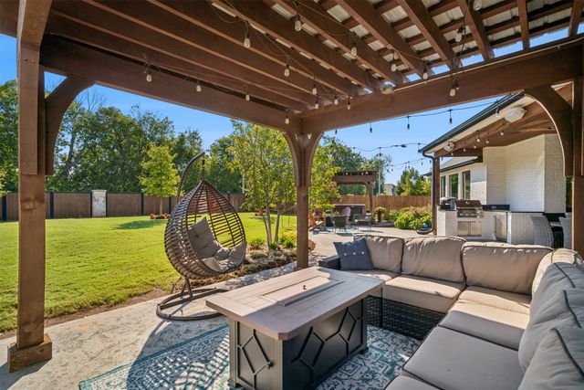5523 E 123rd Street S, Bixby, OK 74008