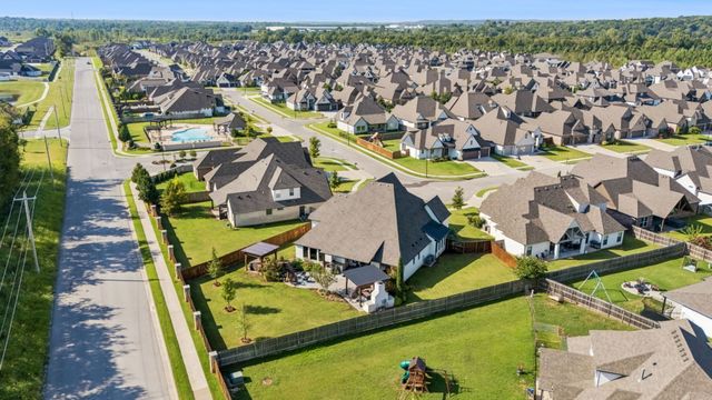 5523 E 123rd Street S, Bixby, OK 74008