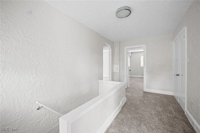 1047 Hillstone Road, Cleveland Heights, OH 44121