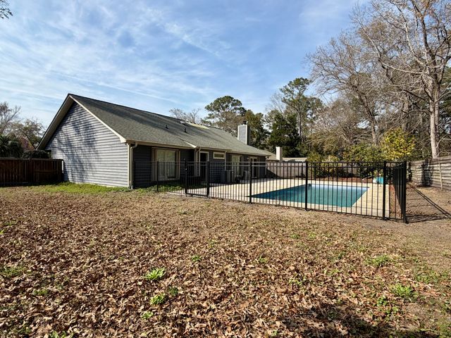 1128 Windsome Place, Mount Pleasant, SC 29464