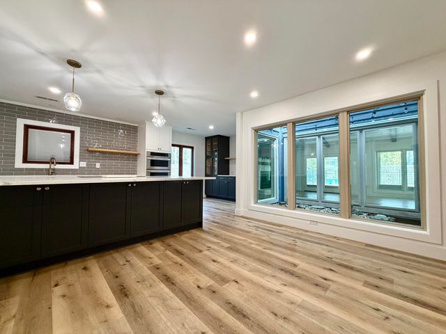 1128 Windsome Place, Mount Pleasant, SC 29464