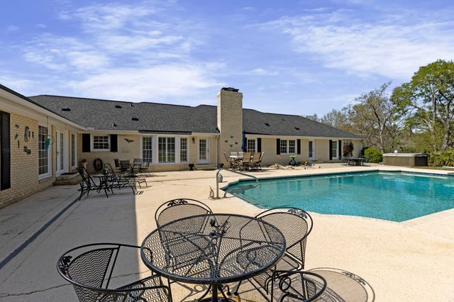 358 Canterbury Drive, Evans, GA 30809