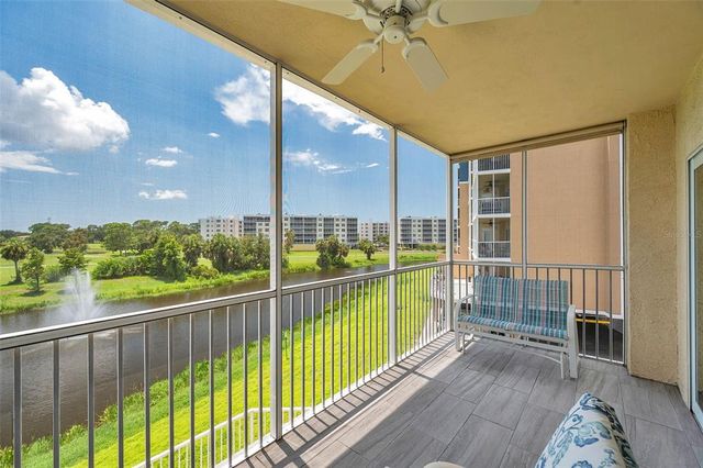 960 STARKEY ROAD 8206, Largo, FL 33771
