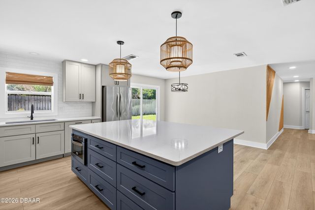 4715 Montrose Avenue, Ponce Inlet, FL 32127