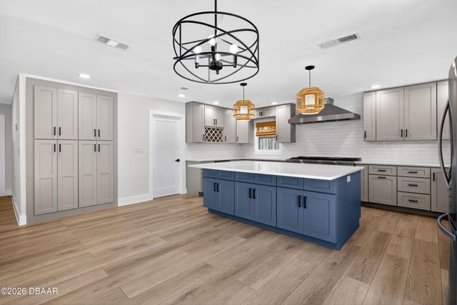 4715 Montrose Avenue, Ponce Inlet, FL 32127