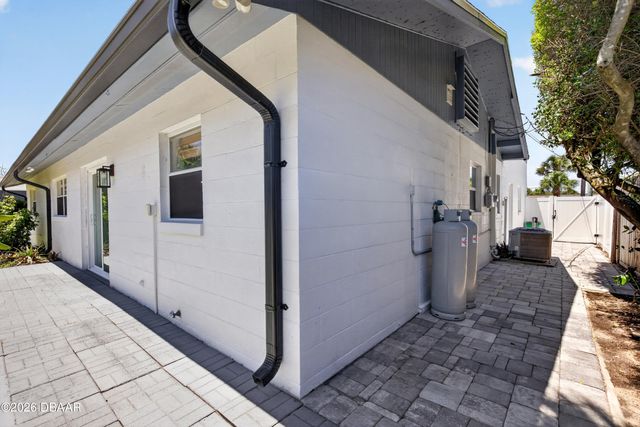 4715 Montrose Avenue, Ponce Inlet, FL 32127