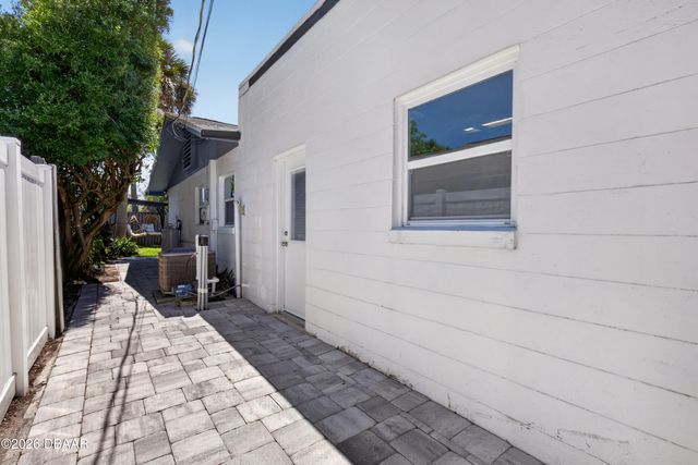 4715 Montrose Avenue, Ponce Inlet, FL 32127