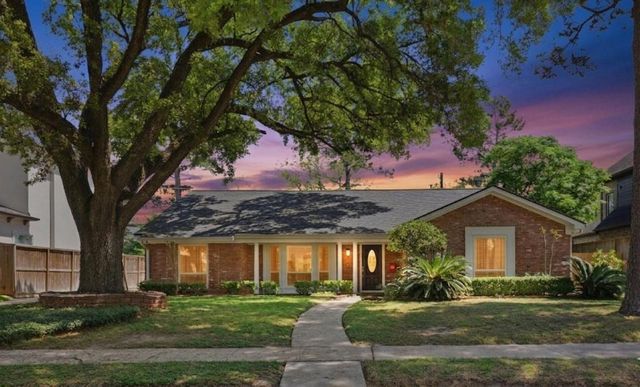 218 Faust Lane, Houston, TX 77024