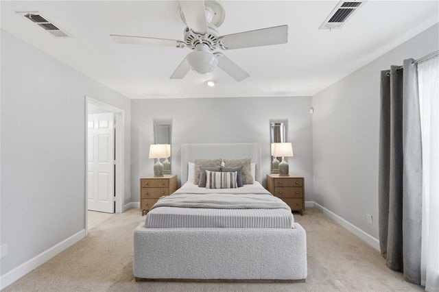 218 Faust Lane, Houston, TX 77024