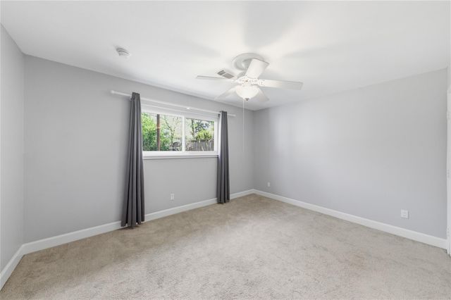 218 Faust Lane, Houston, TX 77024