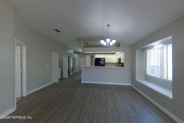 1163 HOMARD Boulevard E, Jacksonville, FL 32225