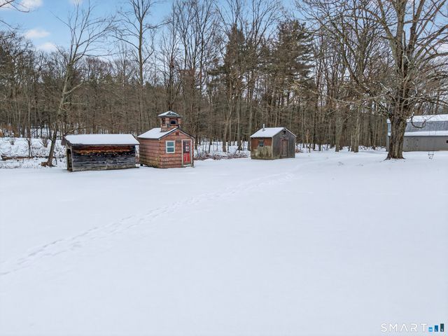 61 Edwards Road, Bethany, CT 06524