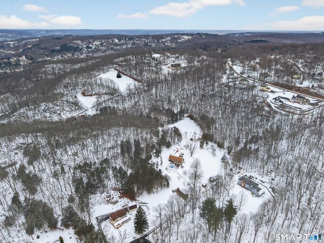 61 Edwards Road, Bethany, CT 06524