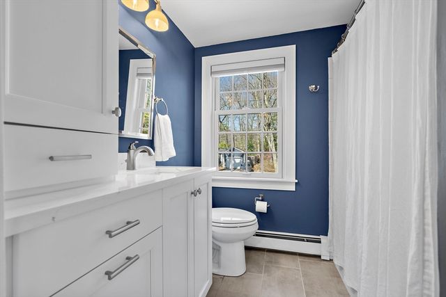 13 Mohegan Road, Acton, MA 01720