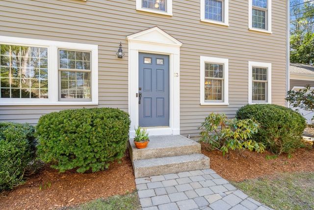 13 Mohegan Road, Acton, MA 01720