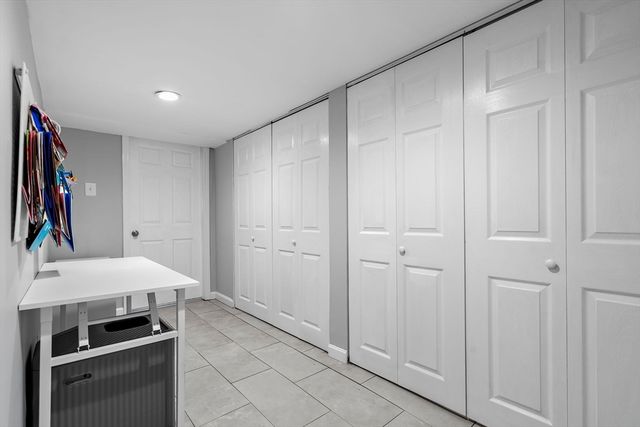 13 Mohegan Road, Acton, MA 01720