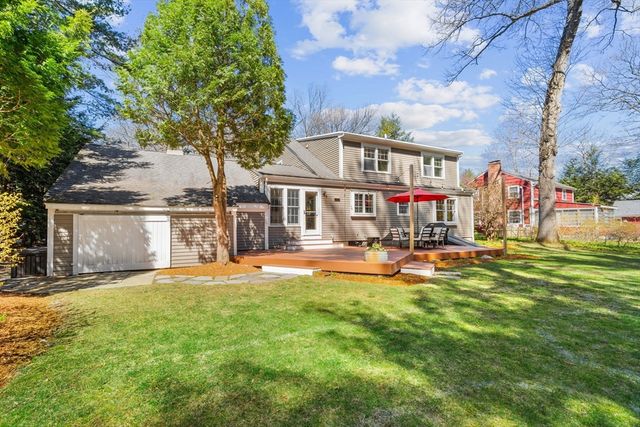 13 Mohegan Road, Acton, MA 01720