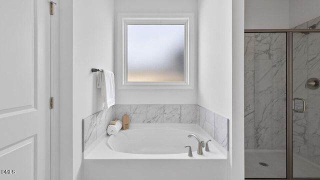 19 East Fire Opal Court, Clayton, NC 27520