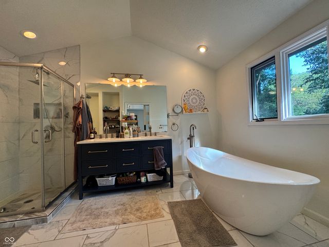 8923 Woodacre Lane, Indianapolis, IN 46234