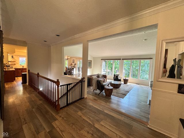 8923 Woodacre Lane, Indianapolis, IN 46234