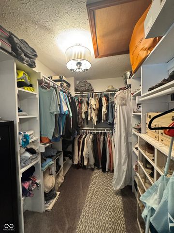 8923 Woodacre Lane, Indianapolis, IN 46234