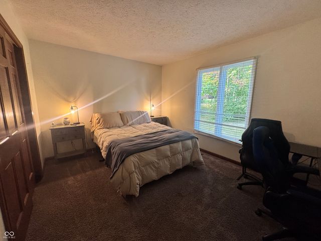 8923 Woodacre Lane, Indianapolis, IN 46234
