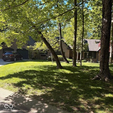 8923 Woodacre Lane, Indianapolis, IN 46234