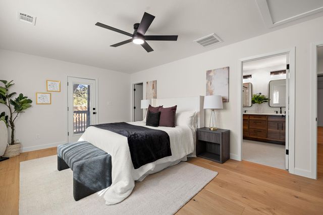 8102 Burrell DR, Austin, TX 78757