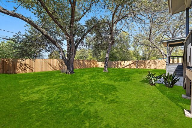 8102 Burrell DR, Austin, TX 78757