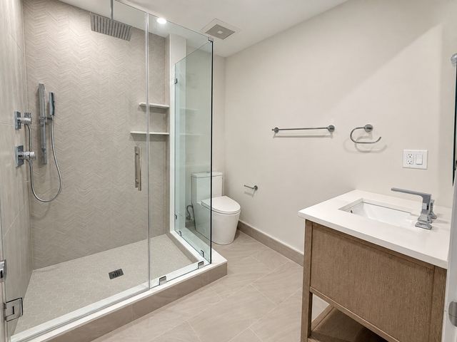 804 East 7th Street 302, Boston, MA 02127