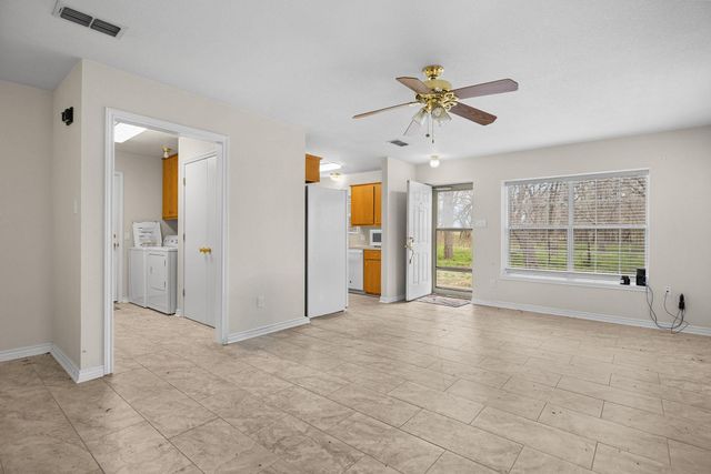 75 County Road 129, Taylor, TX 76574